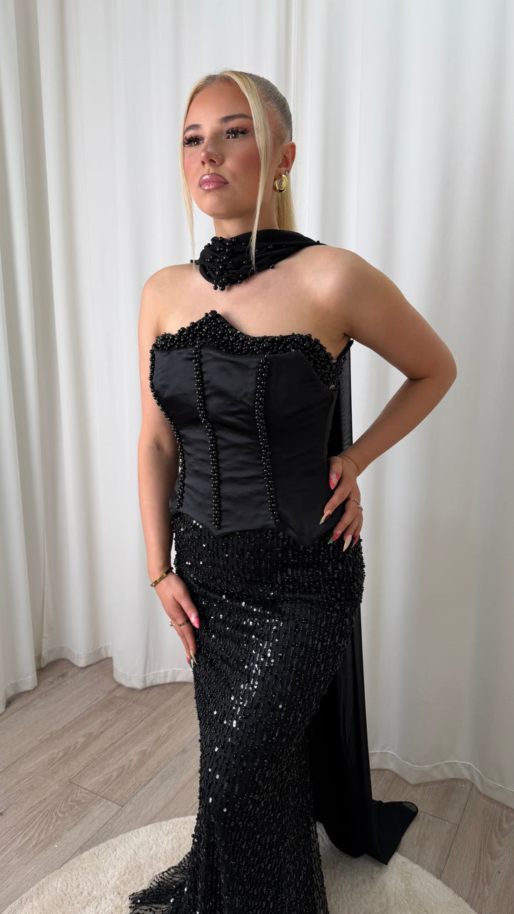 Lumévara Dress