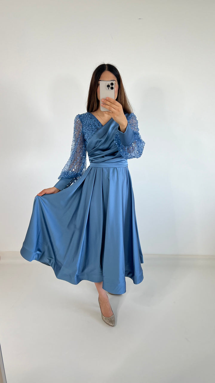 Ayla Dress Midi