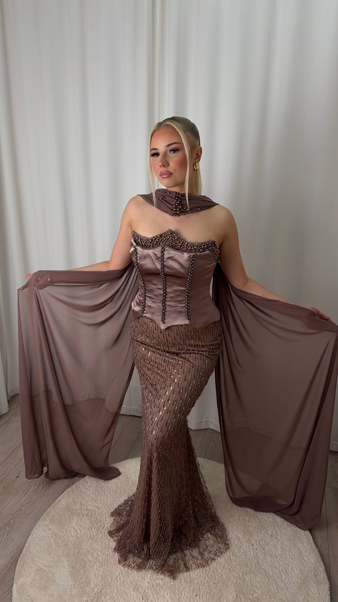 Lumévara Dress