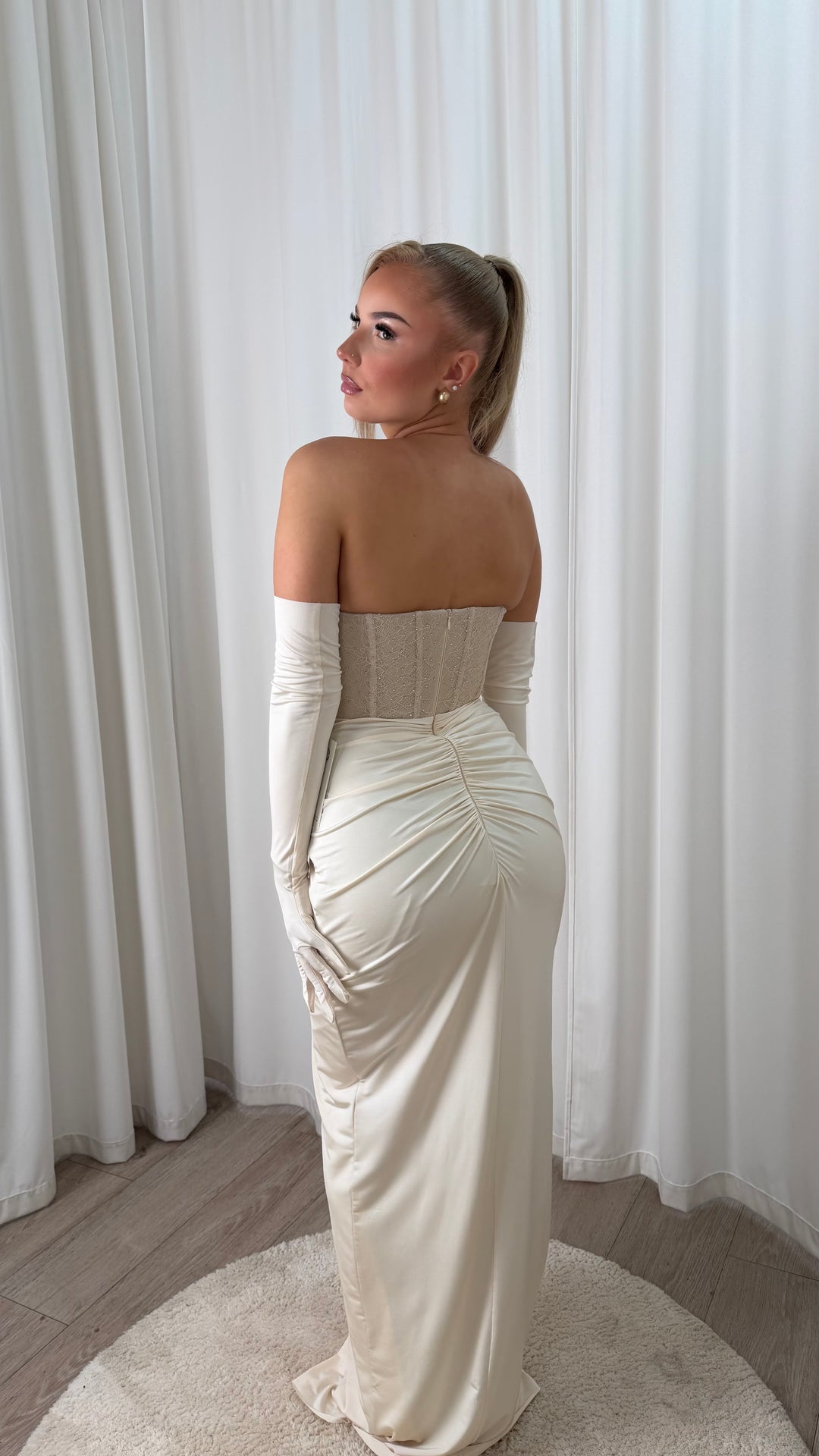 Sira Dress