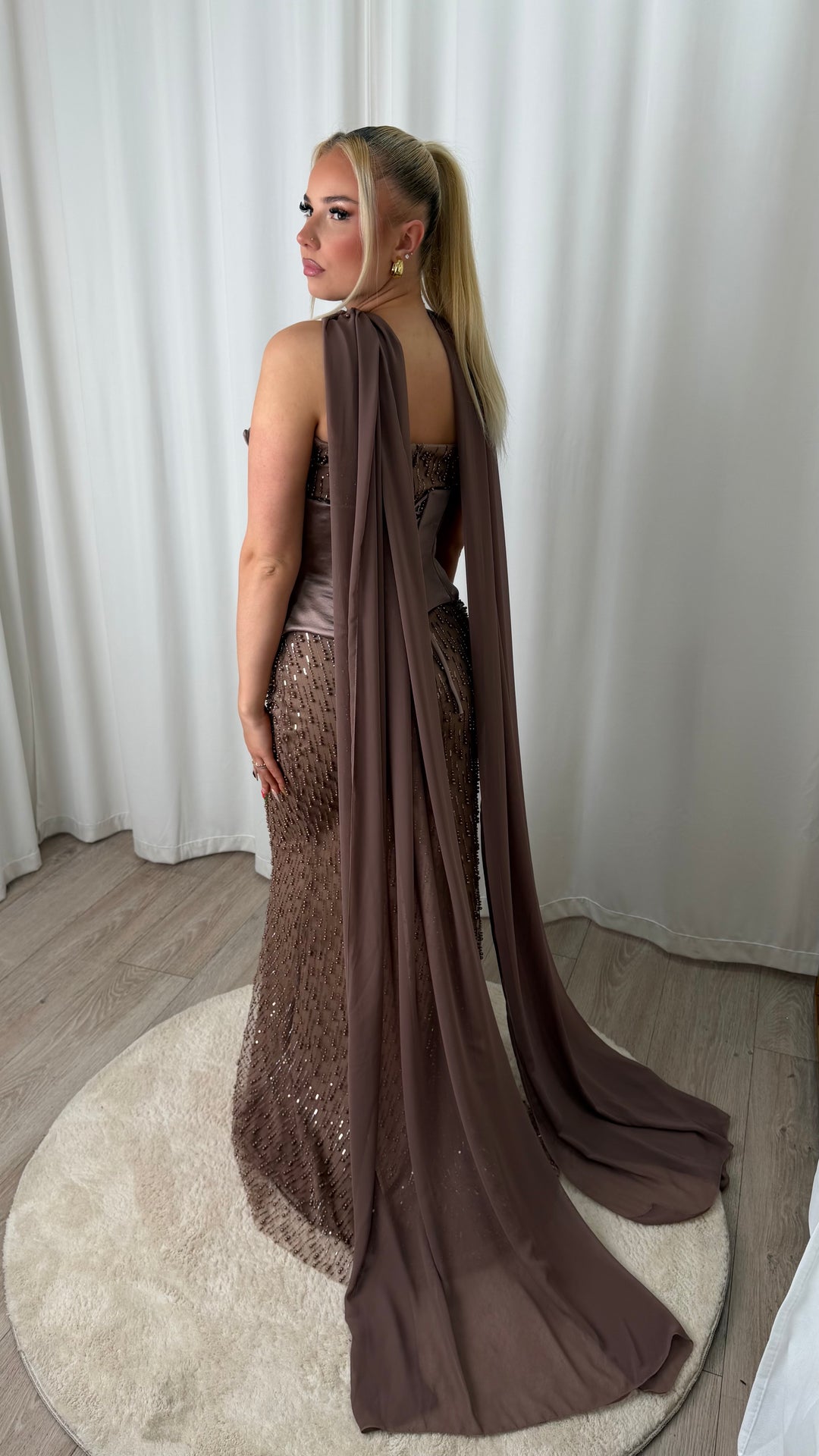 Lumévara Dress