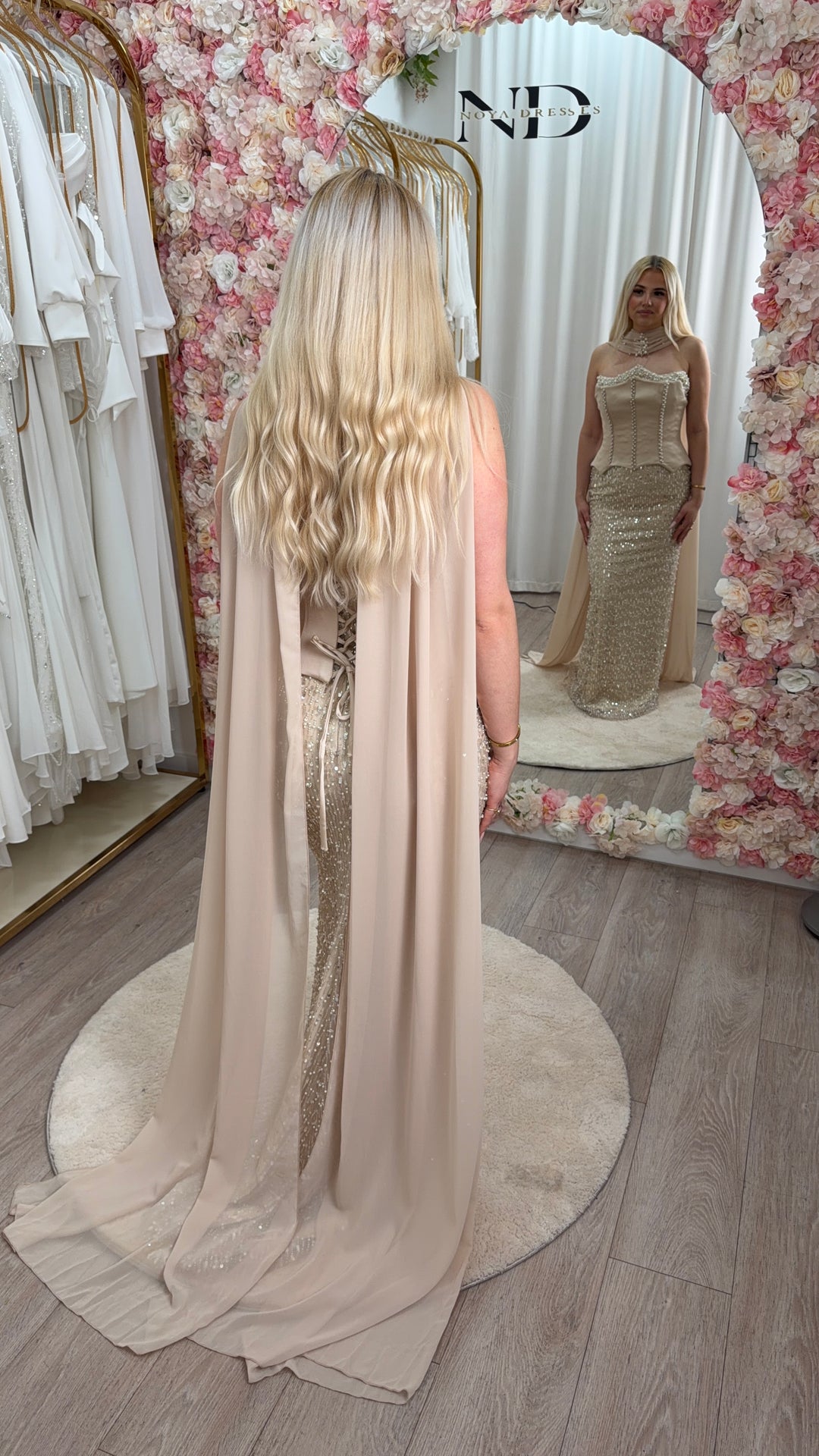 Lumévara Dress