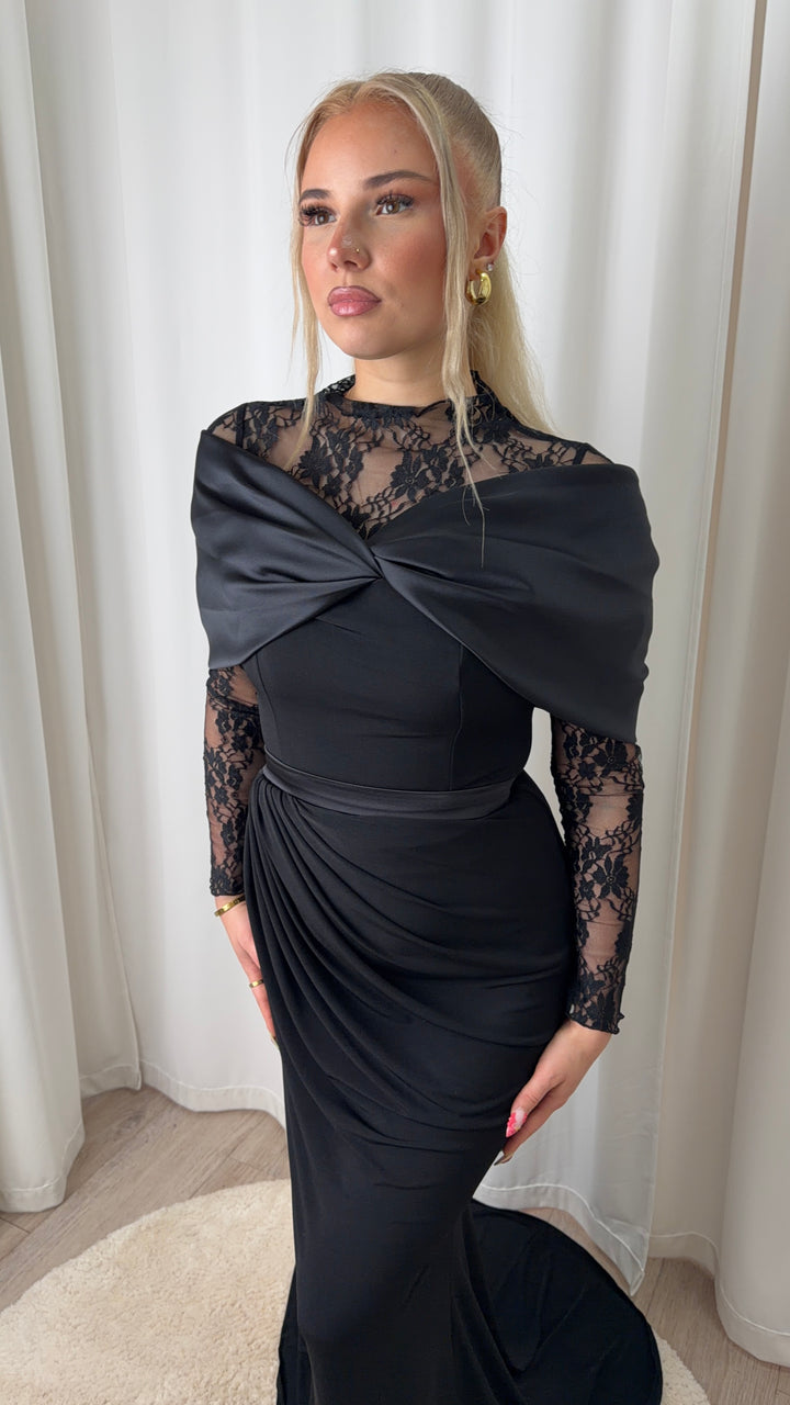 Mila Dress