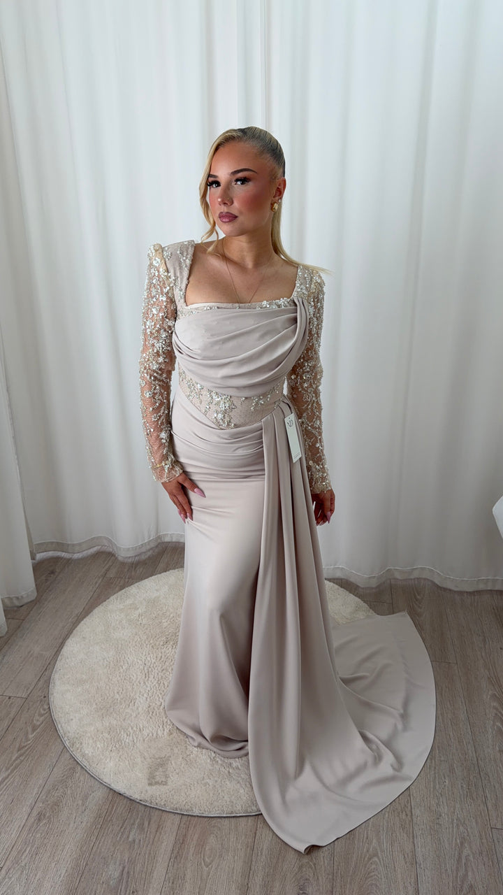 Nisan Dress