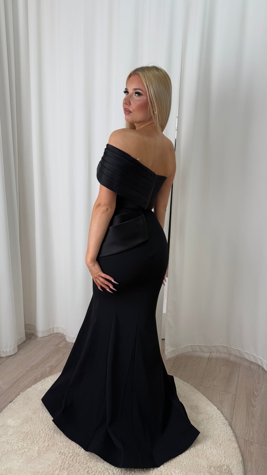 Lana Dress