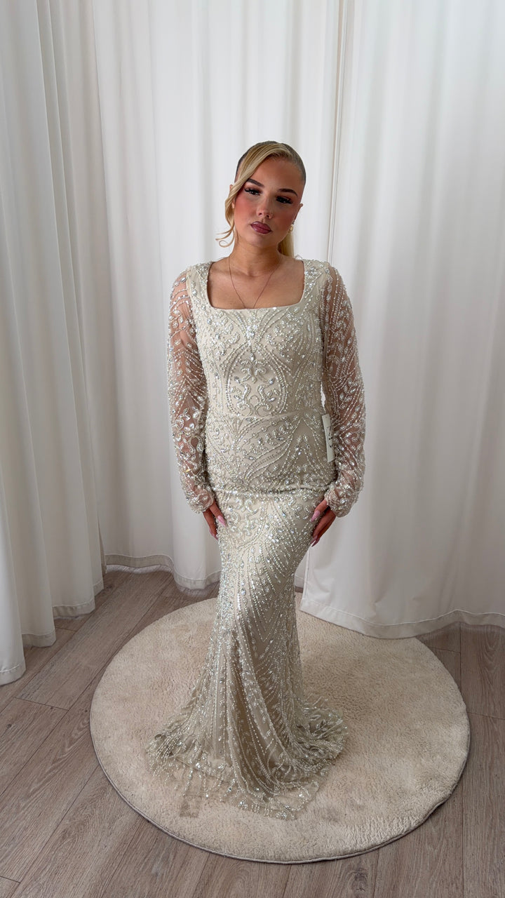 Velmira Dress