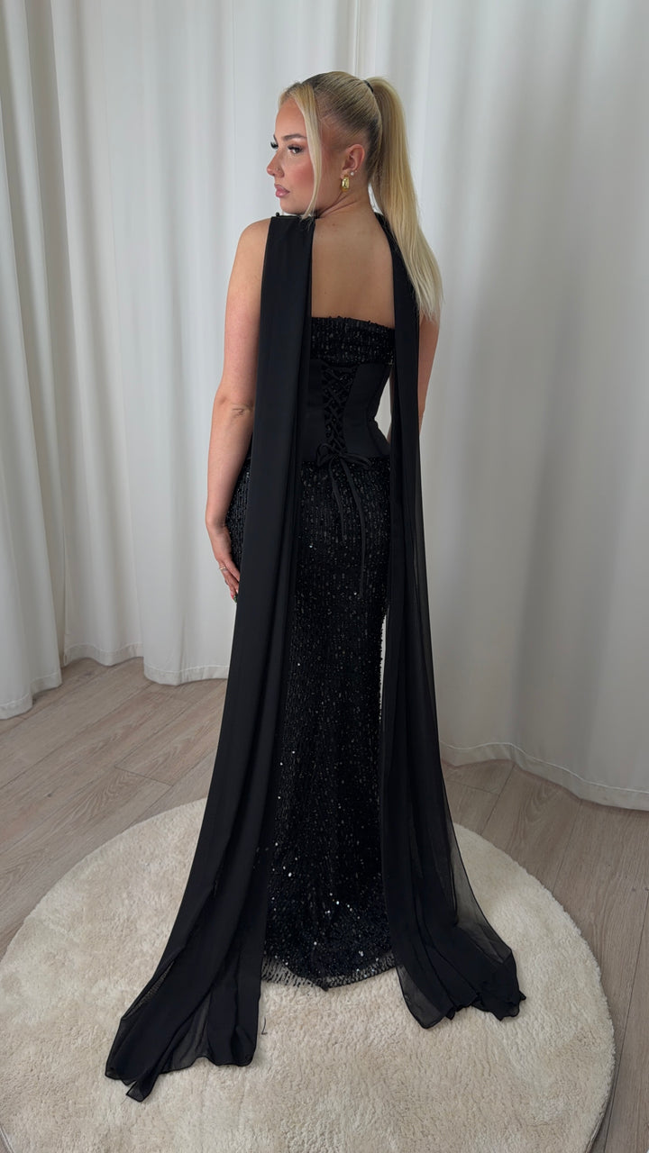 Lumévara Dress