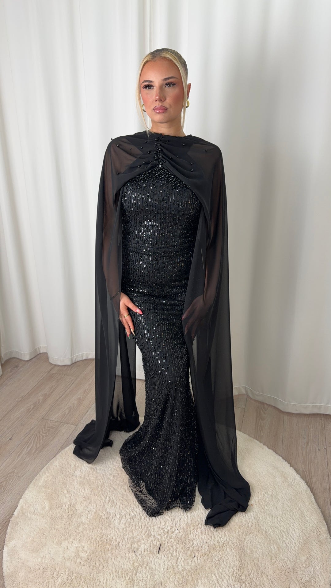 Lumévara Dress
