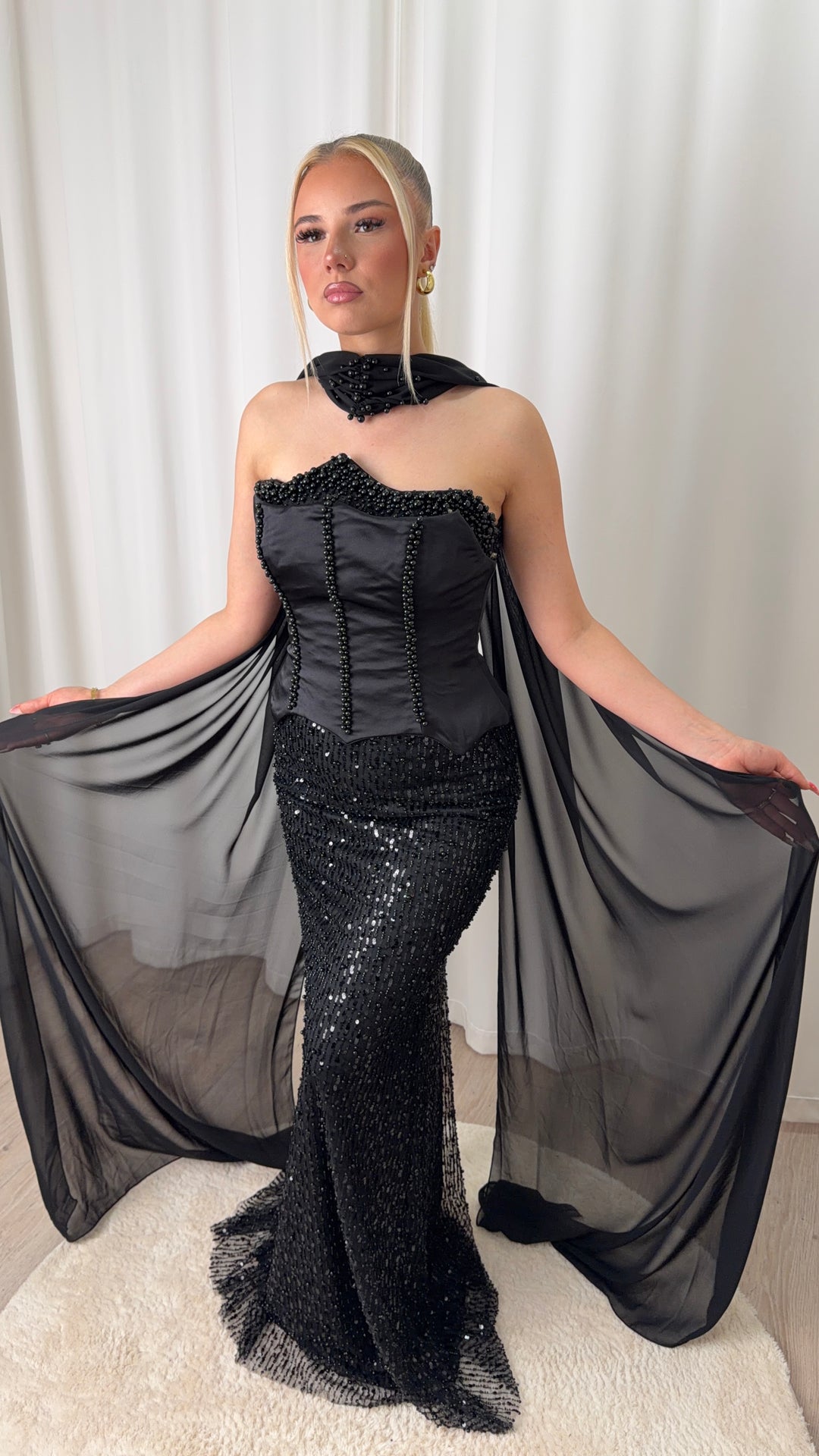 Lumévara Dress