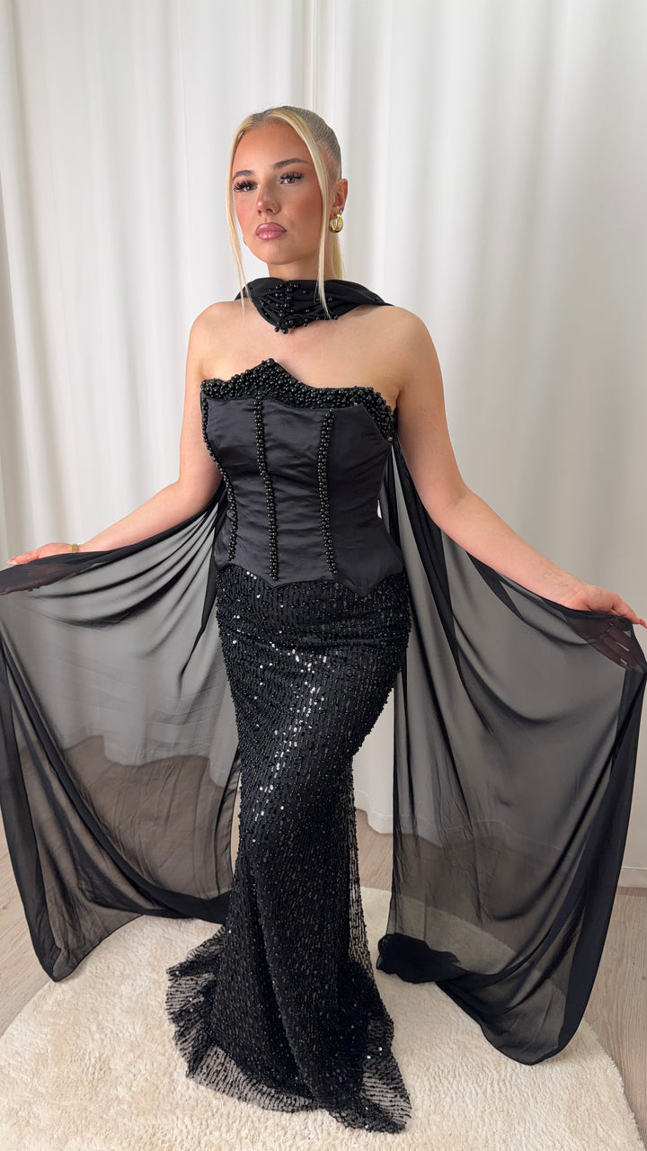 Lumévara Dress